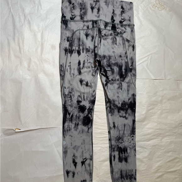 Align HR Pant 25" Cool Size 4 Grey white black - Picture 4 of 6